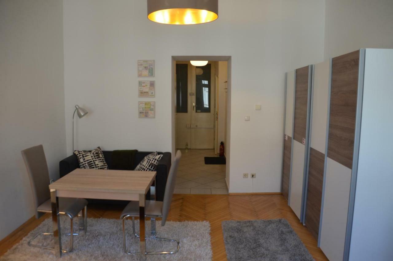 Charmante Altbauapartments Apostelgasse Vienne Extérieur photo